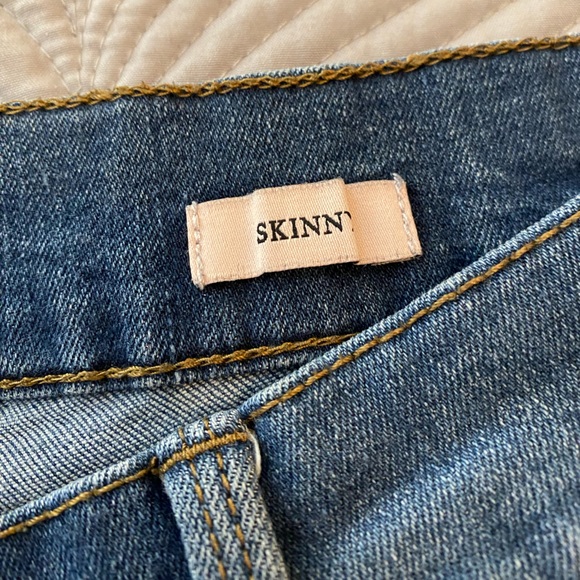 Juicy Couture skinny jeans with rhinestone detail patch. Size 12. - Picture 6 of 10